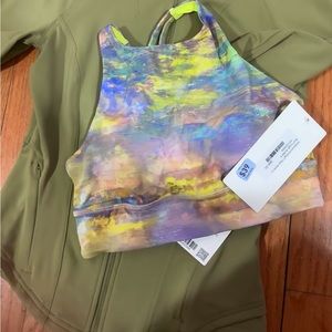Lululemon bra